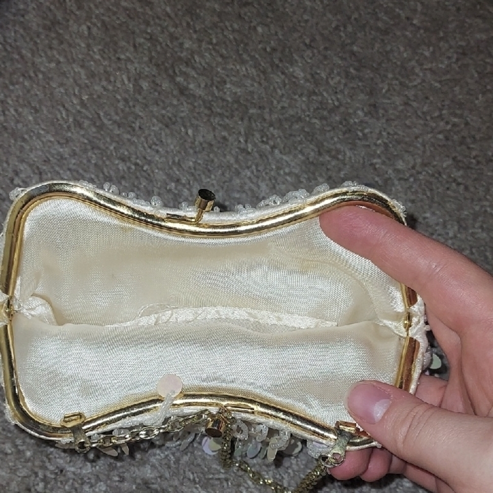 Elegant Cream Sequin Beaded Women's Bag - Picture 4 of 6